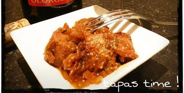 Atun encebollado