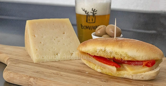 Tapa broodje met manchego